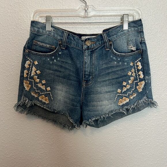 Free People Embroidered Distressed Cut Off Shorts Size 27 - Picture 5 of 6